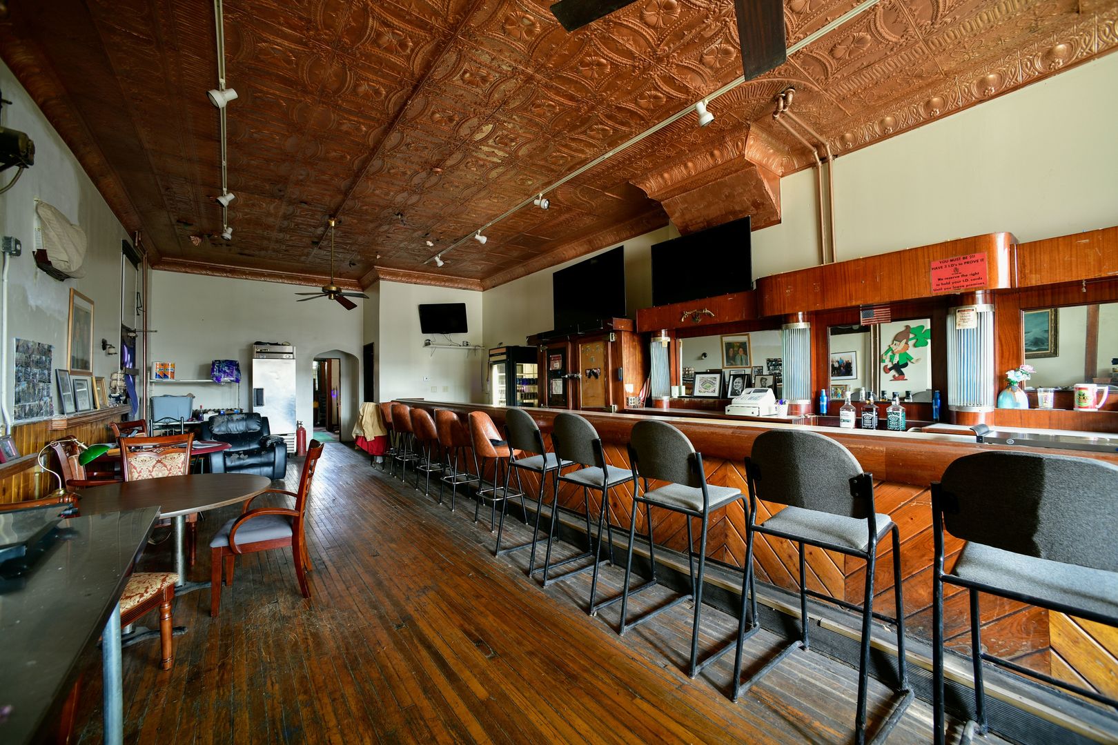 main property photo 3