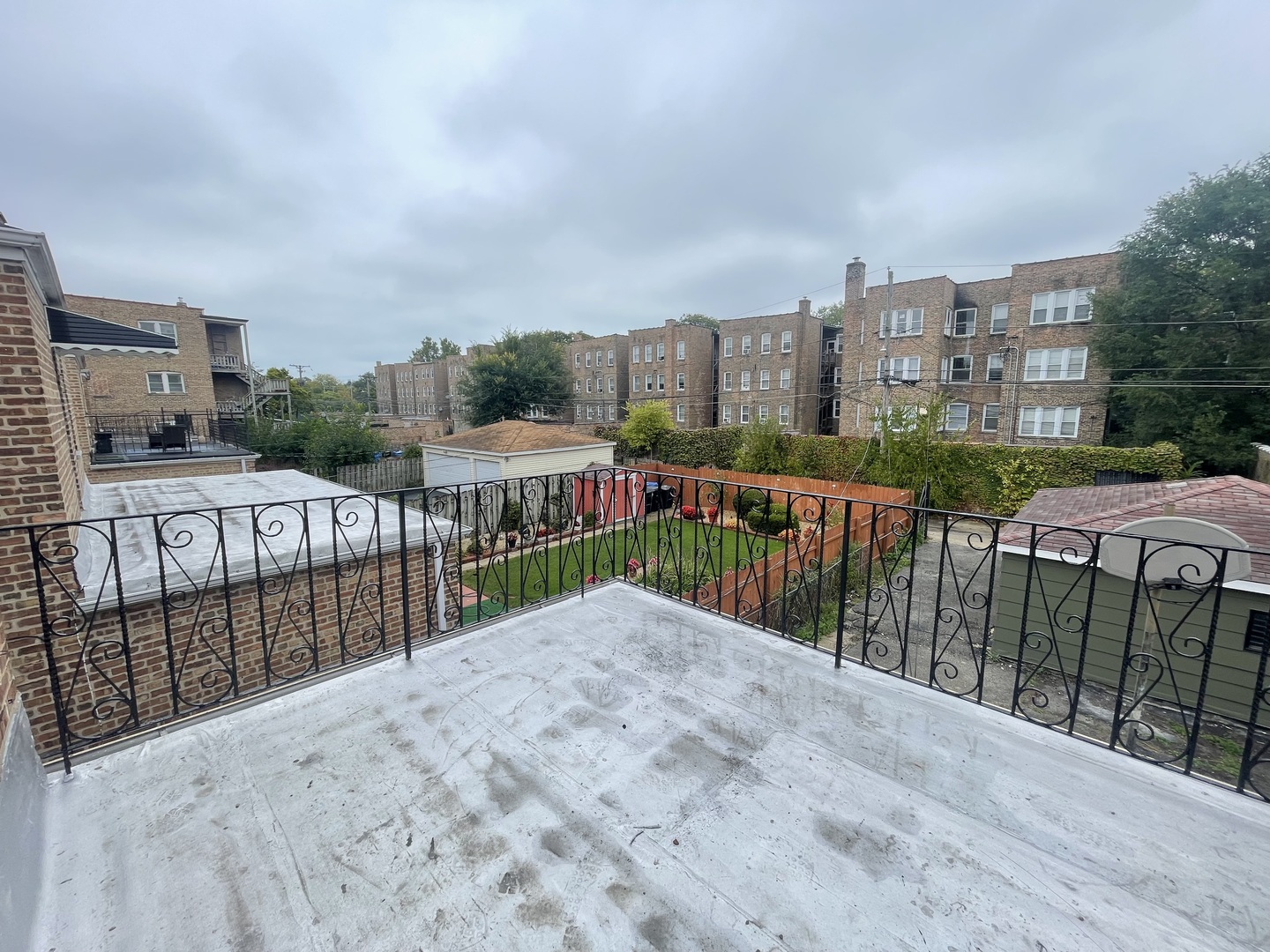 main property photo 23
