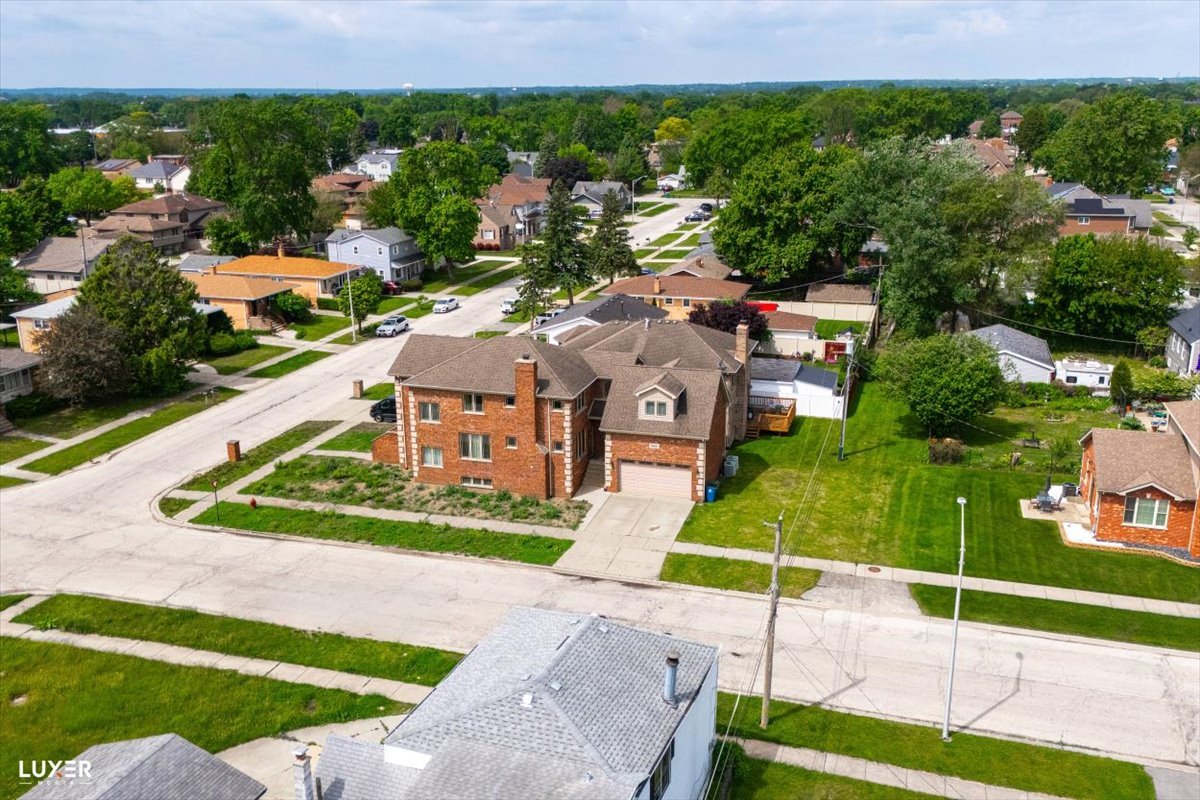 main property photo 52