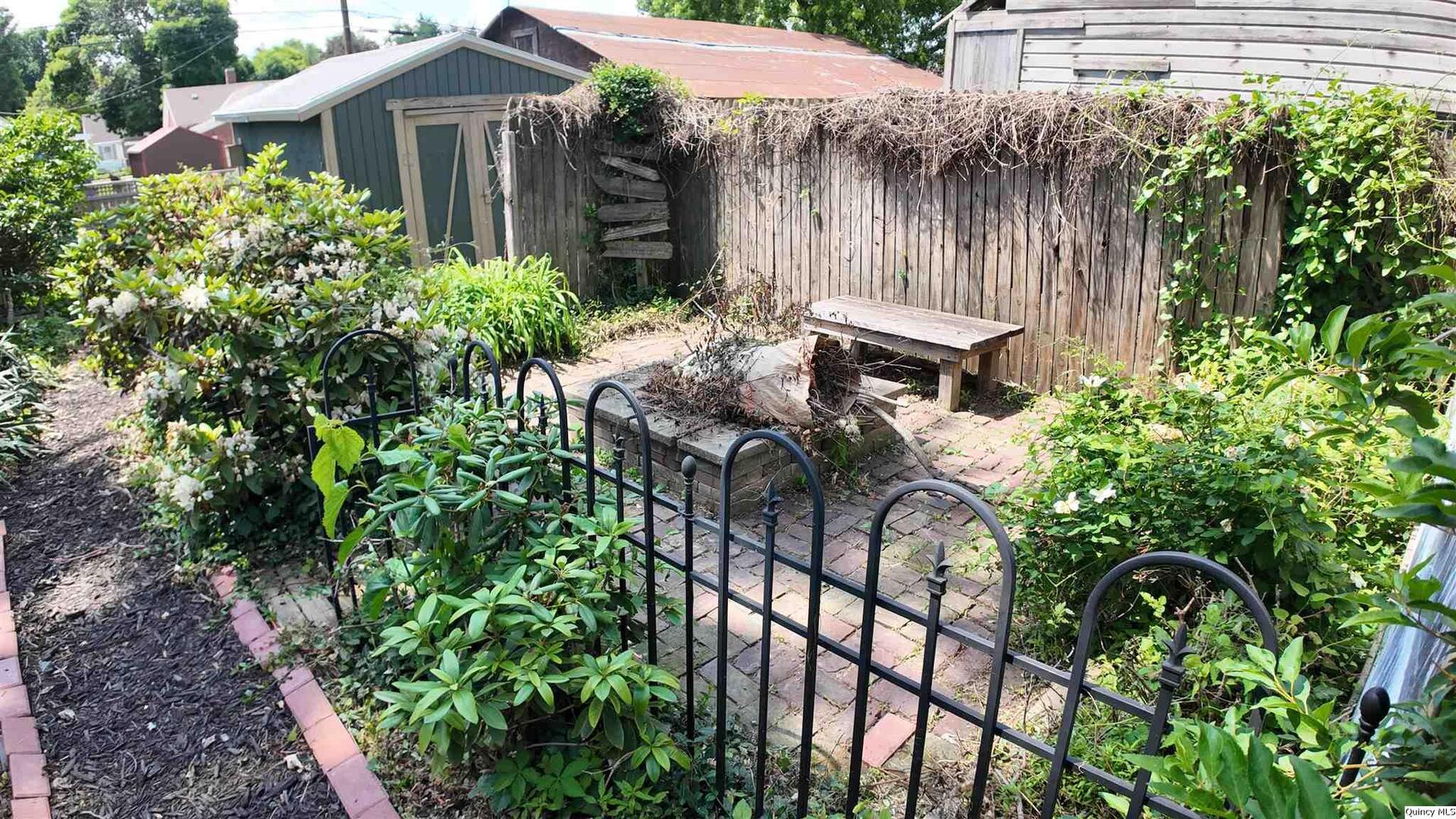 main property photo 22