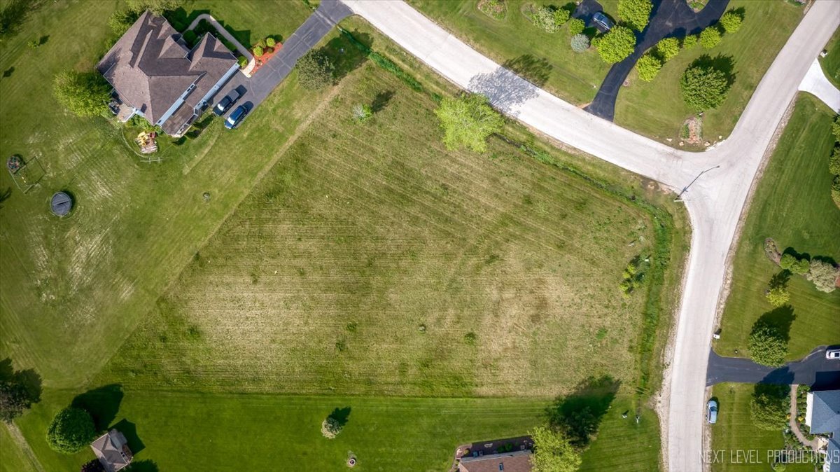 main property photo 10