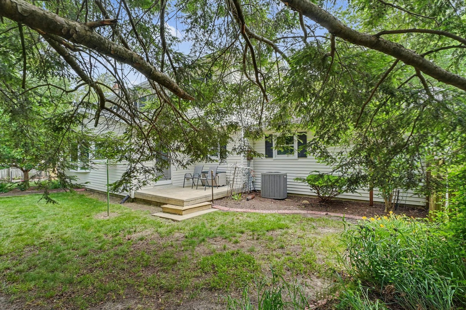 main property photo 35