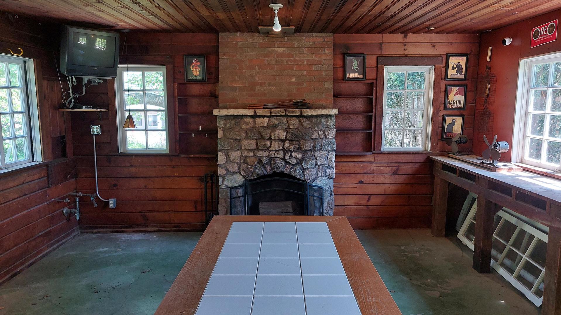 main property photo 46
