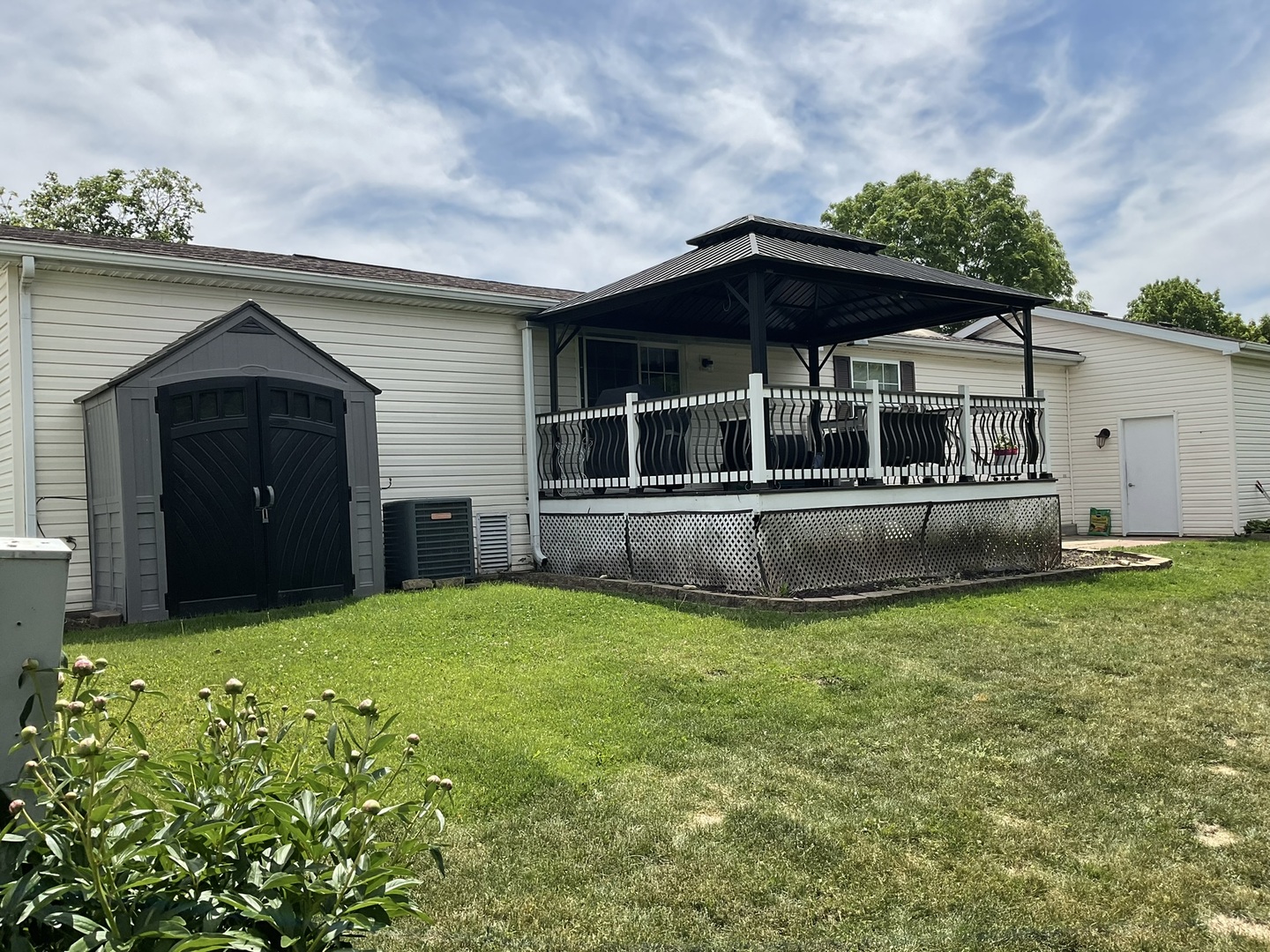 property viewer photo 23