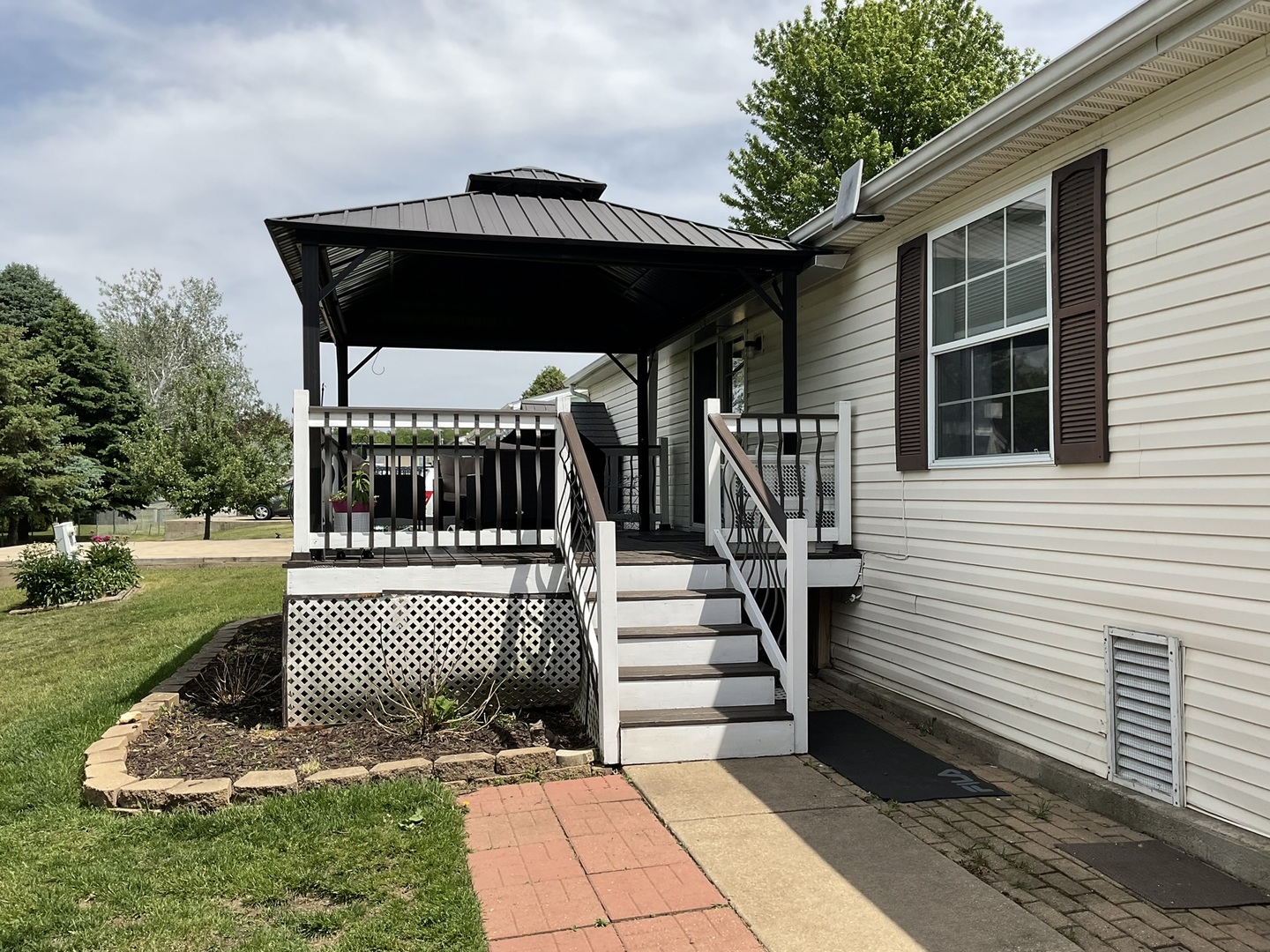property viewer photo 24