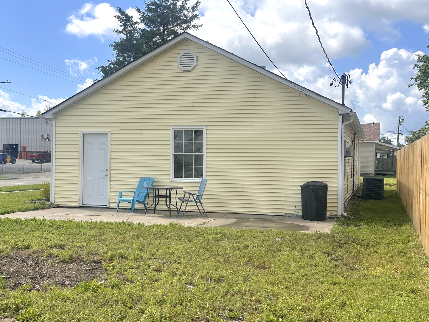 main property photo 12