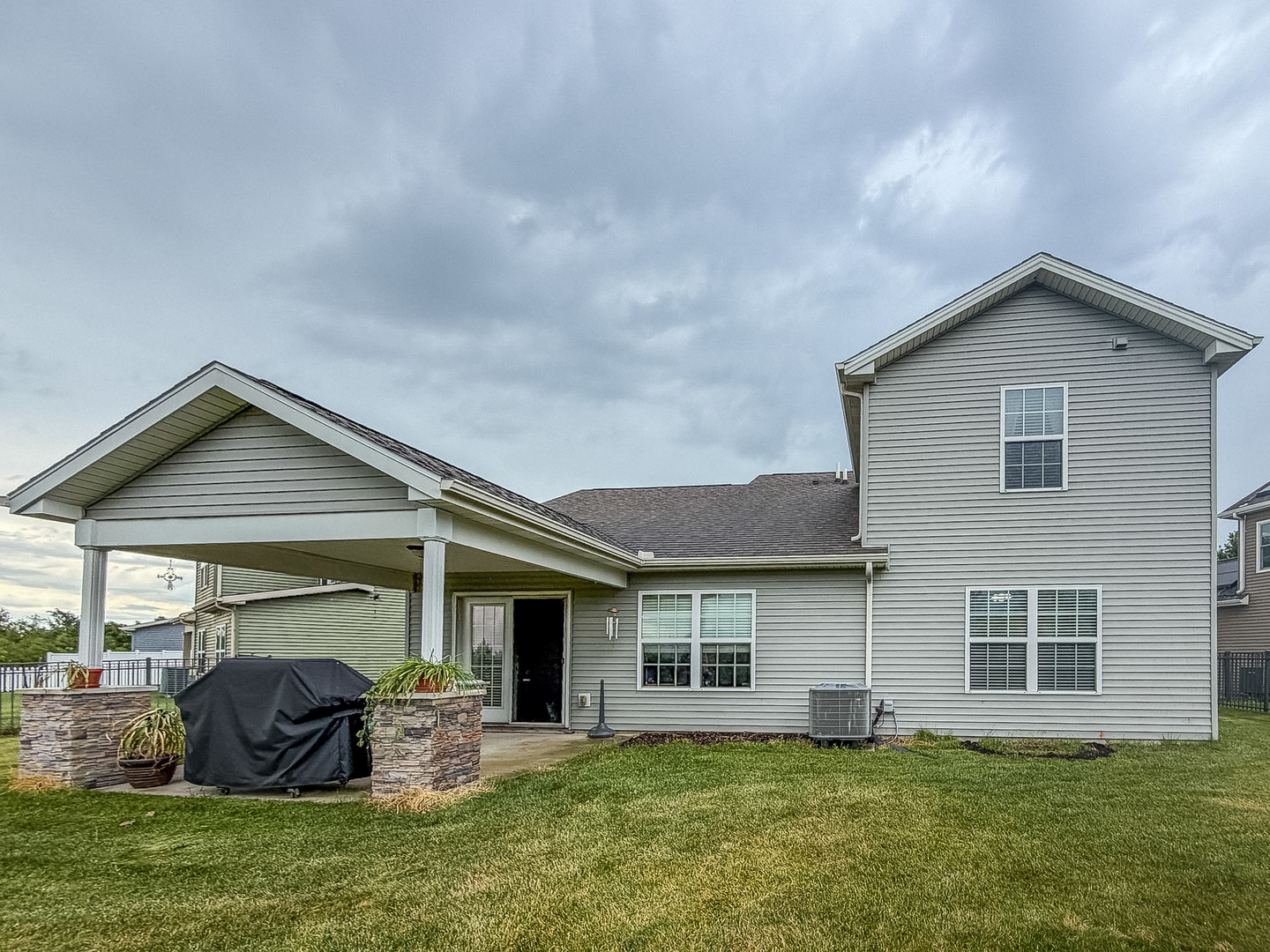 main property photo 34