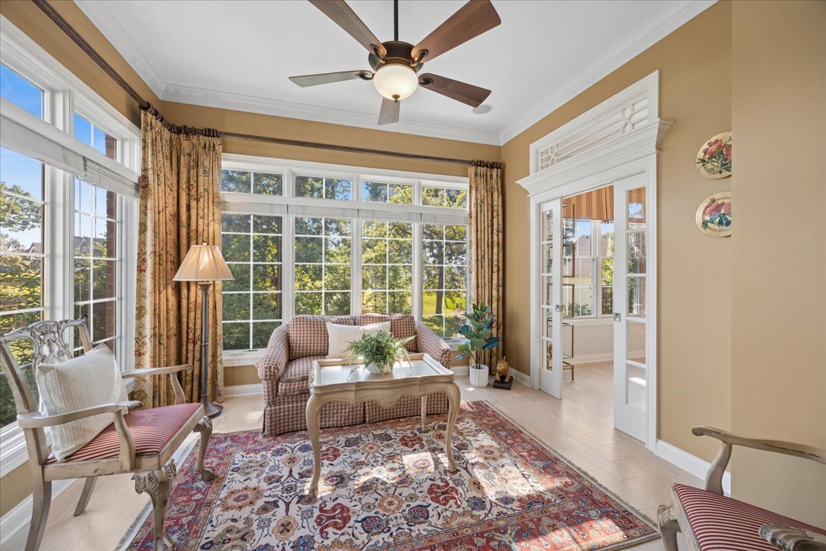 property viewer photo 20