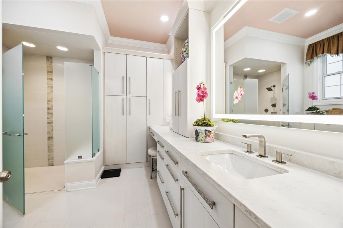 property viewer photo 25