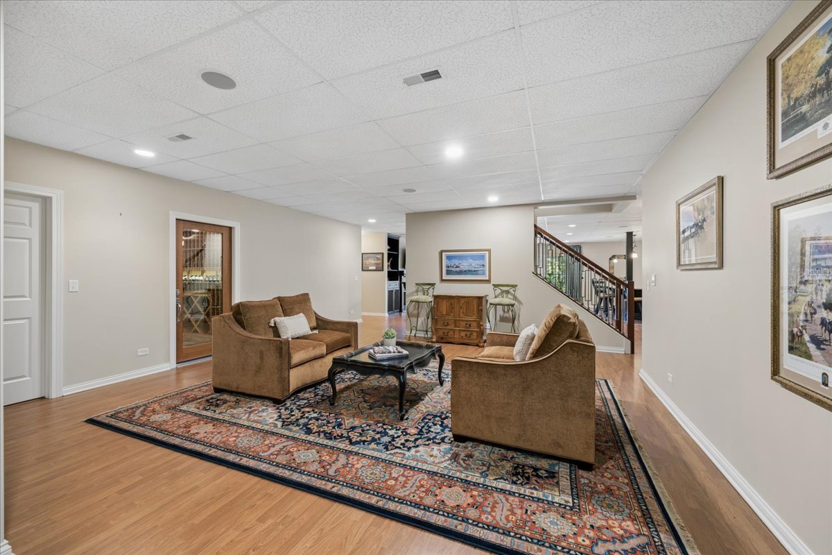 property viewer photo 35
