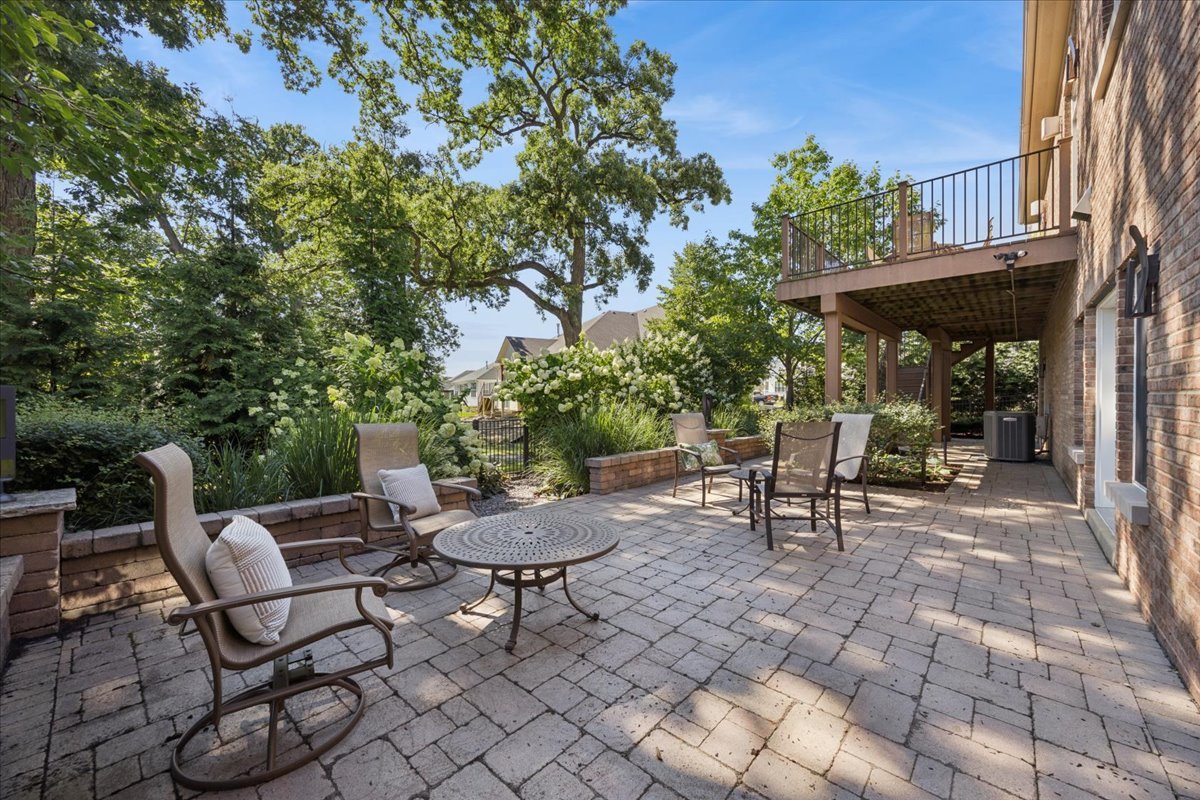 property viewer photo 42