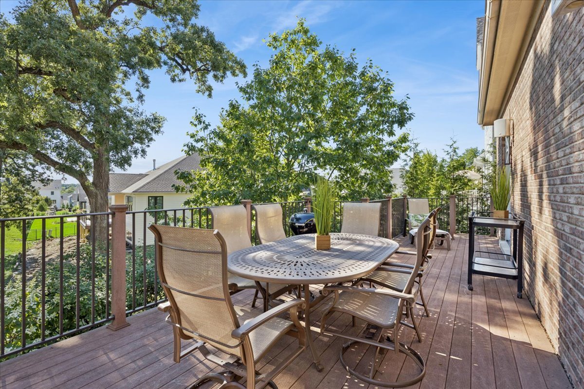 property viewer photo 45