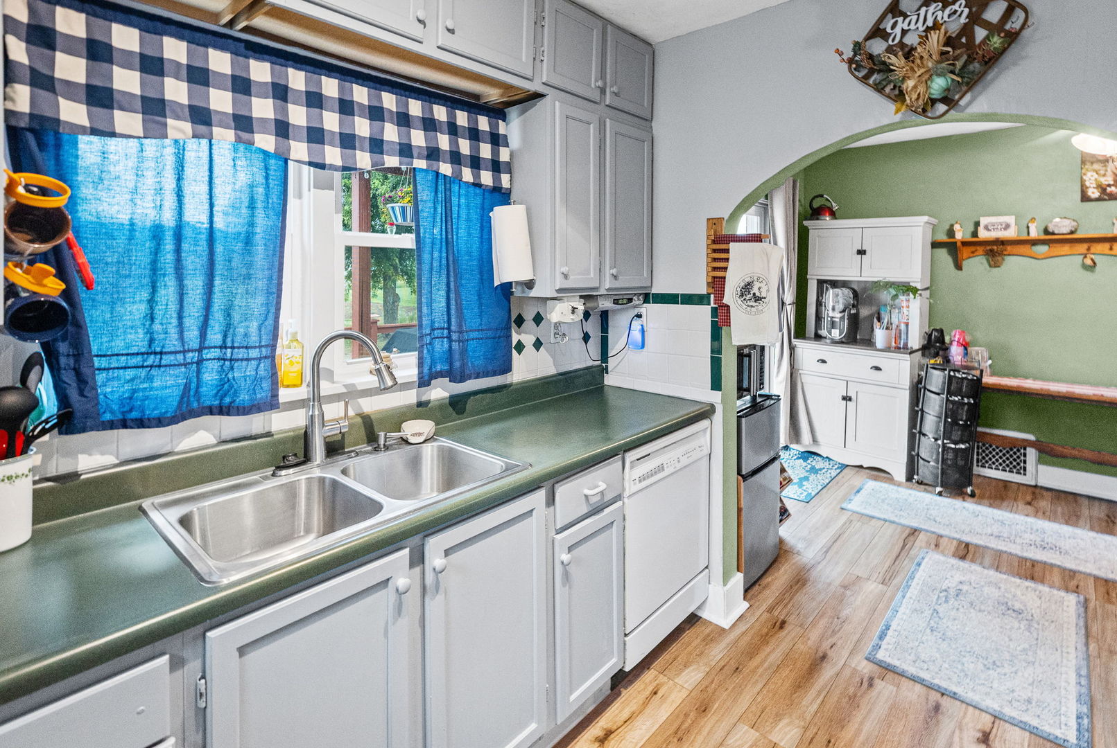 main property photo 18