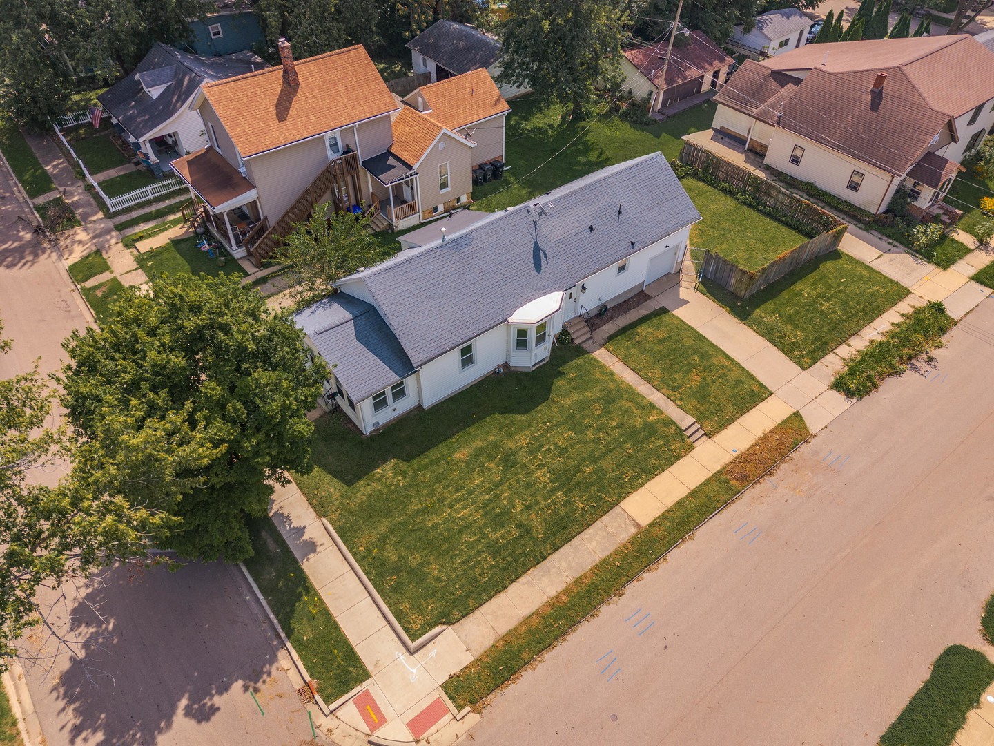 main property photo 29