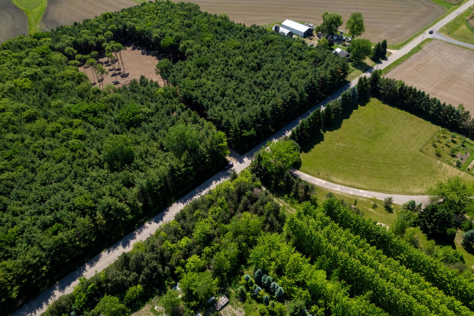 main property photo 12