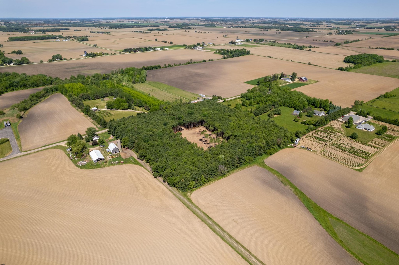main property photo 14