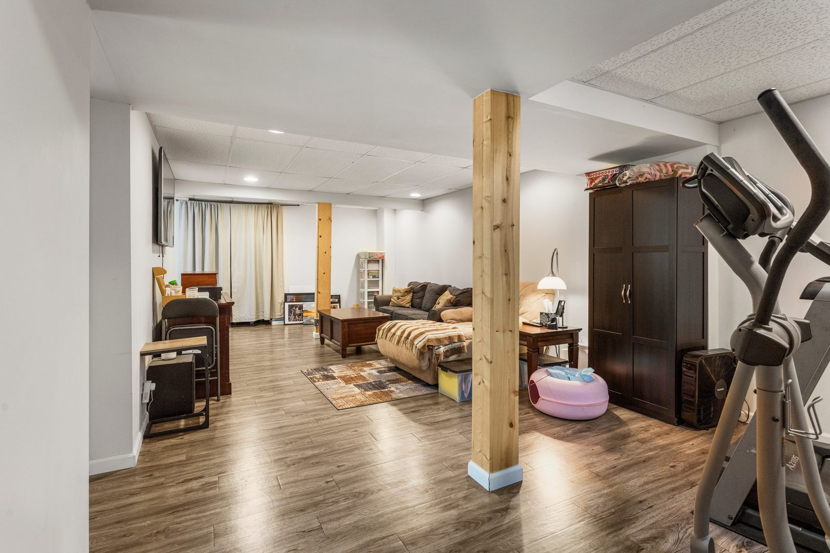 main property photo 22