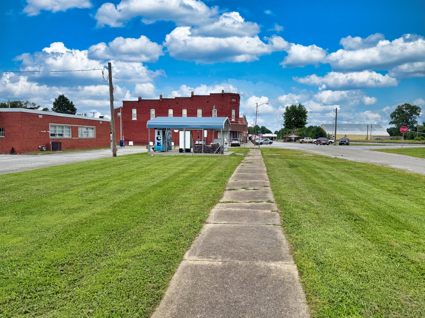 main property photo 12