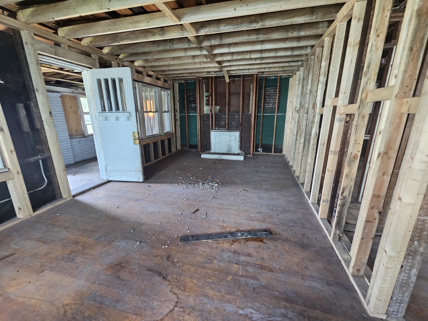 main property photo 18