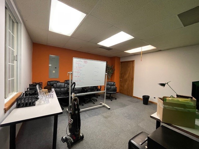 main property photo 4