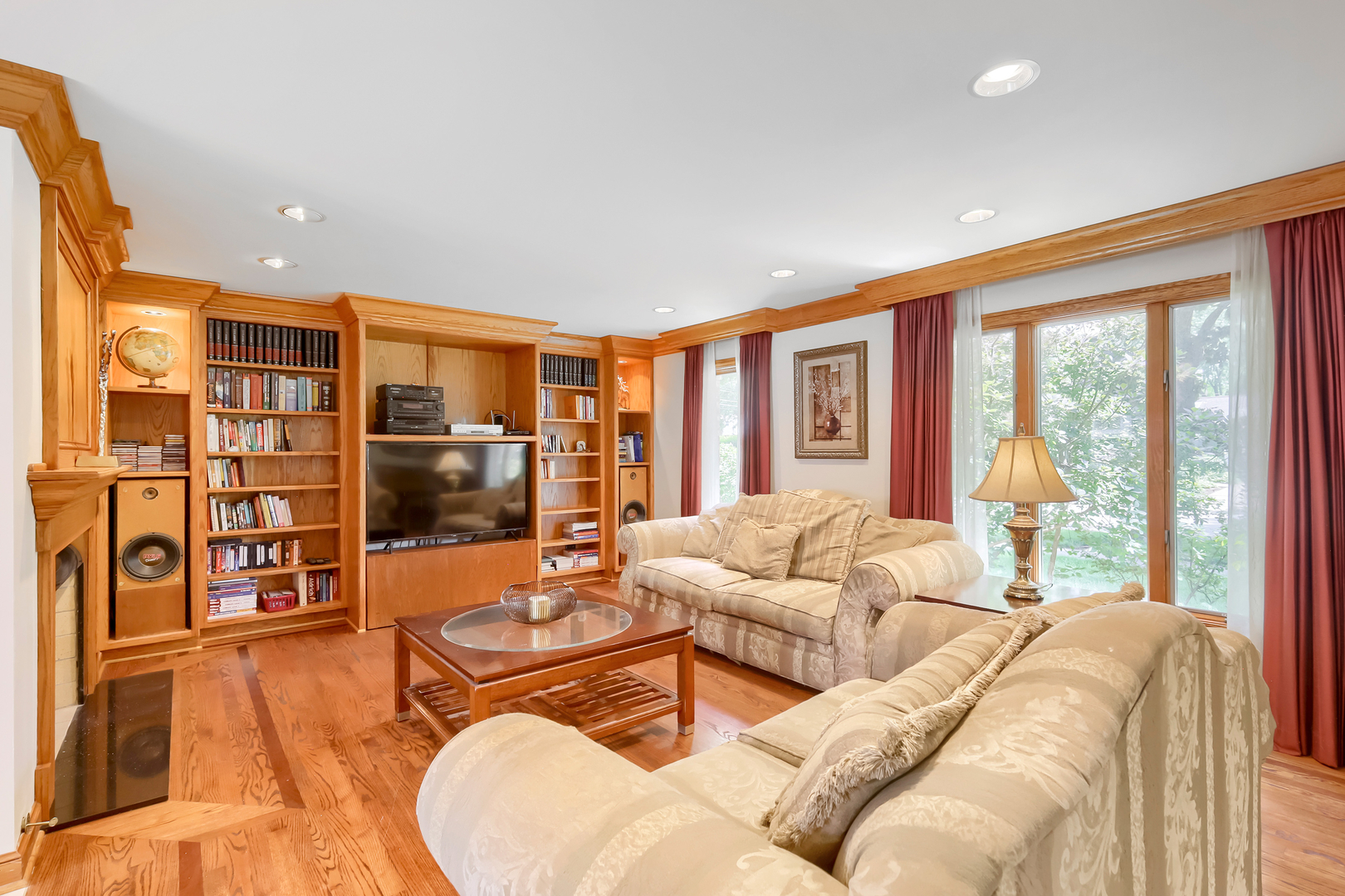 main property photo 12