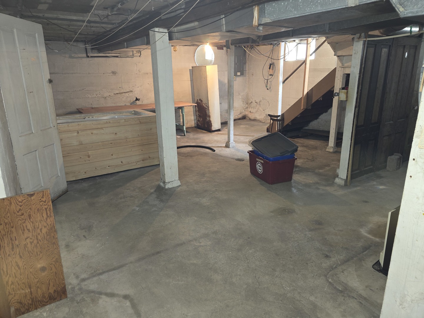 main property photo 45