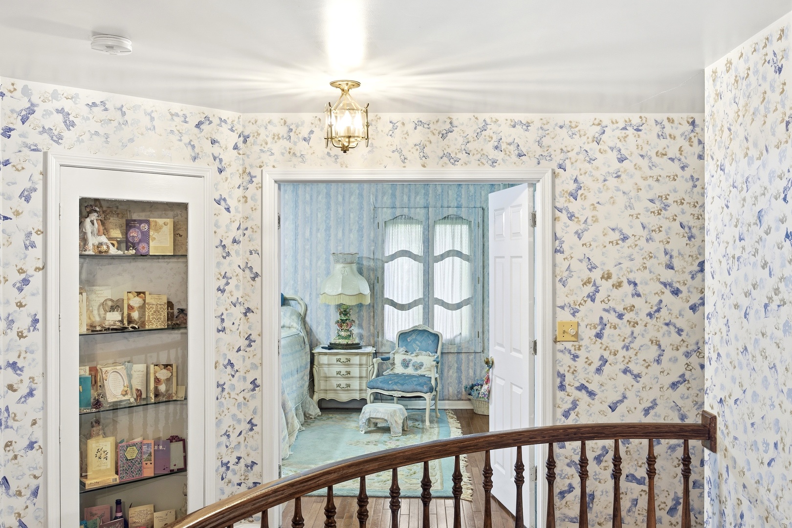 main property photo 8