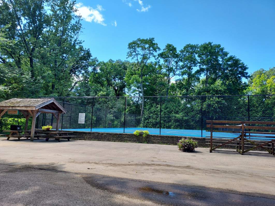 main property photo 41
