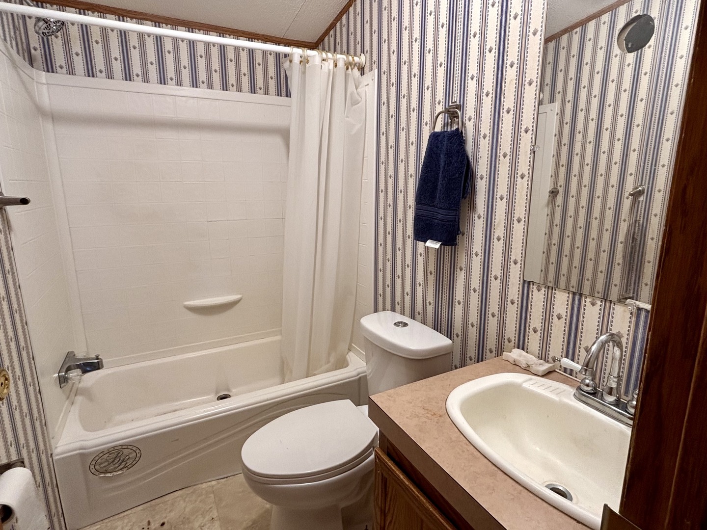 main property photo 7