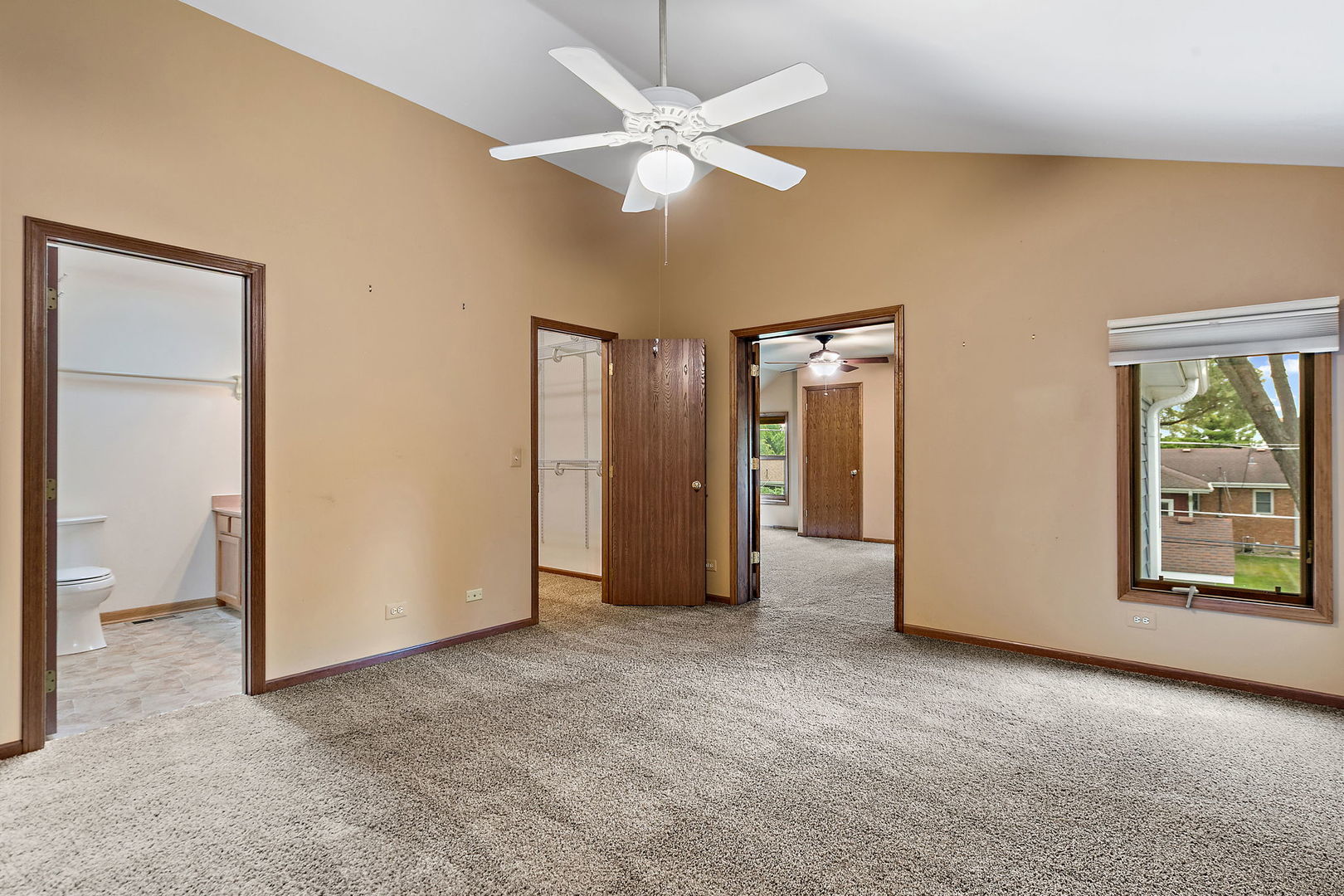 property viewer photo 13