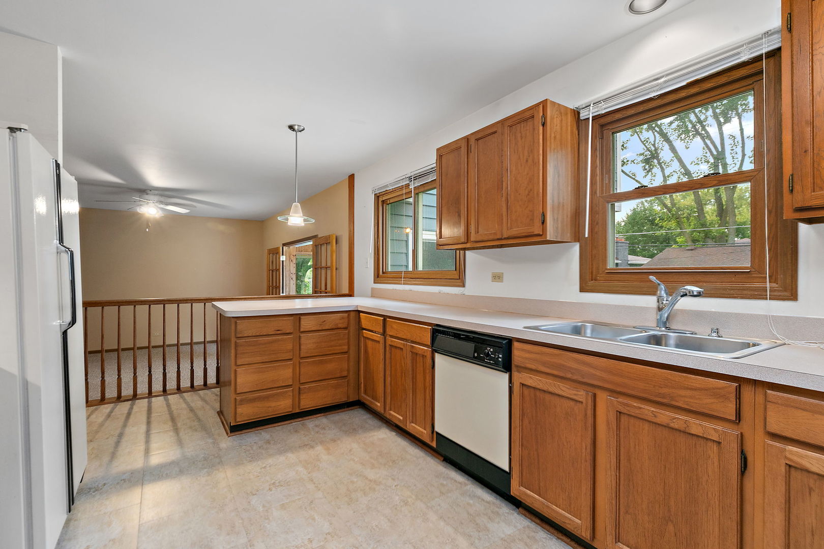 property viewer photo 4