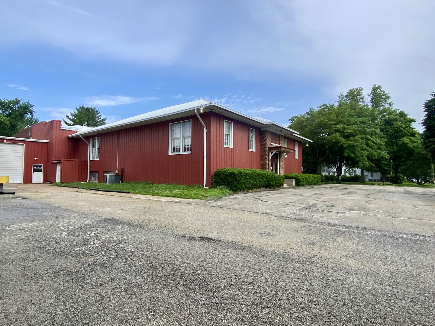 main property photo 2