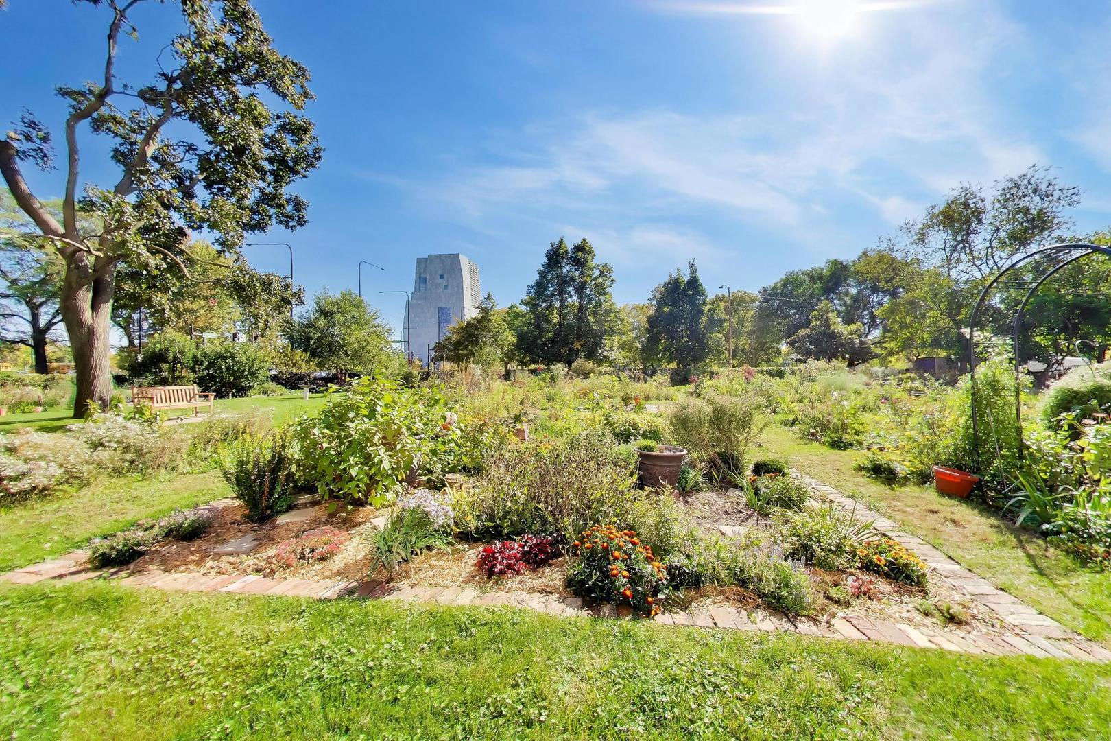 main property photo 33