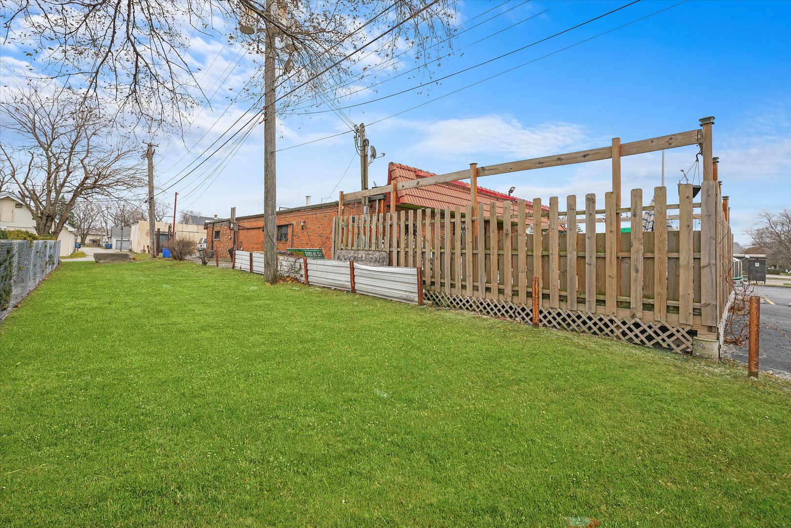 main property photo 9