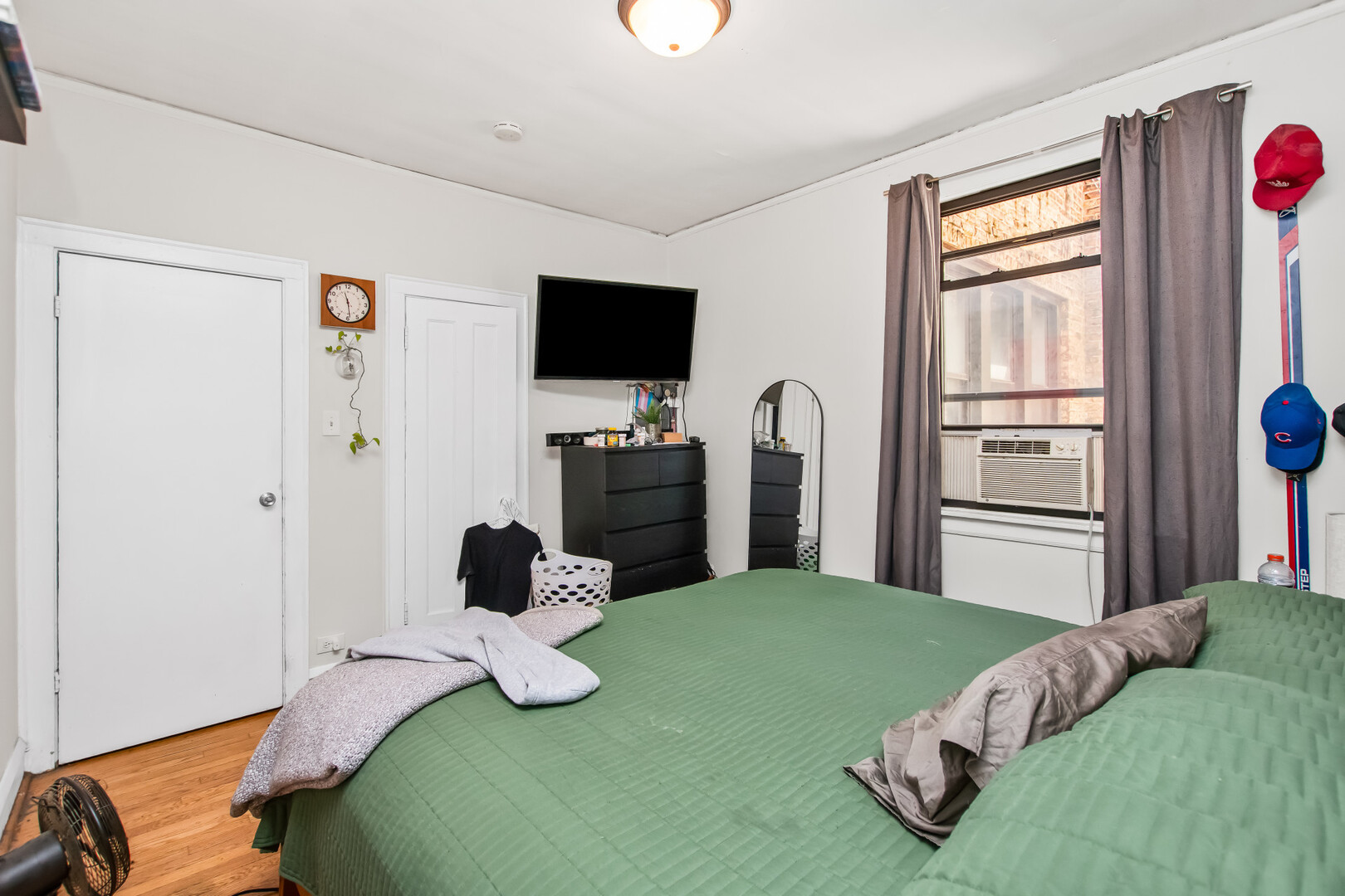 main property photo 10