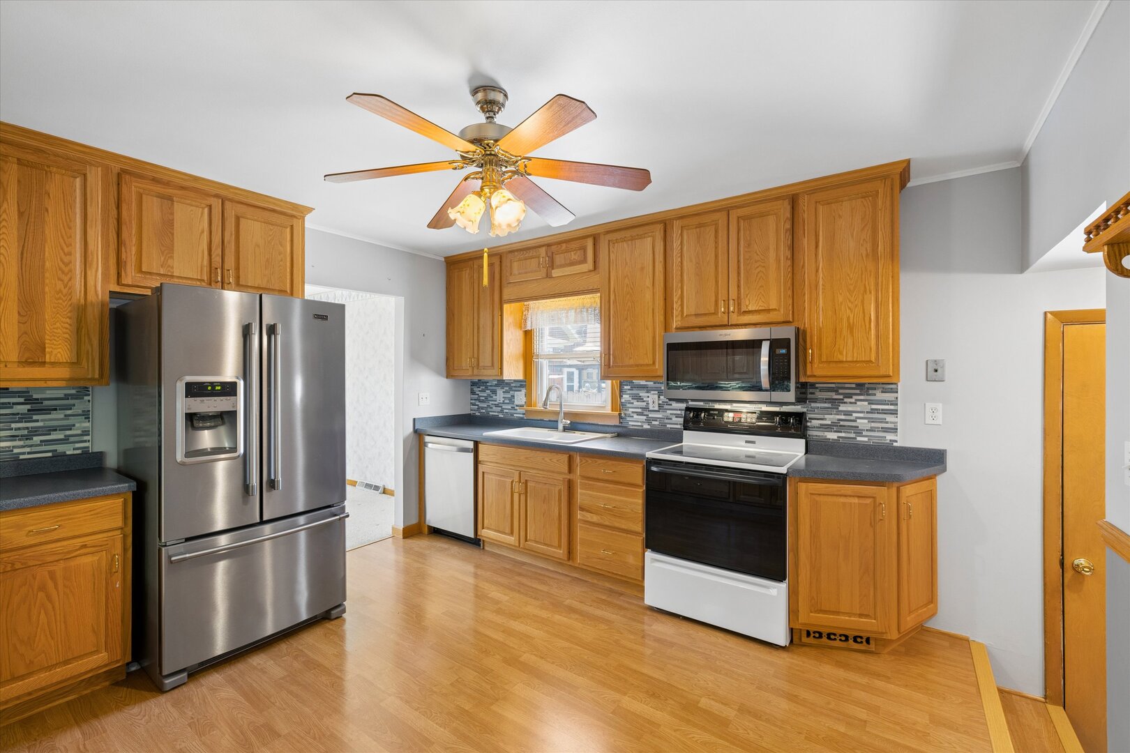 property viewer photo 13