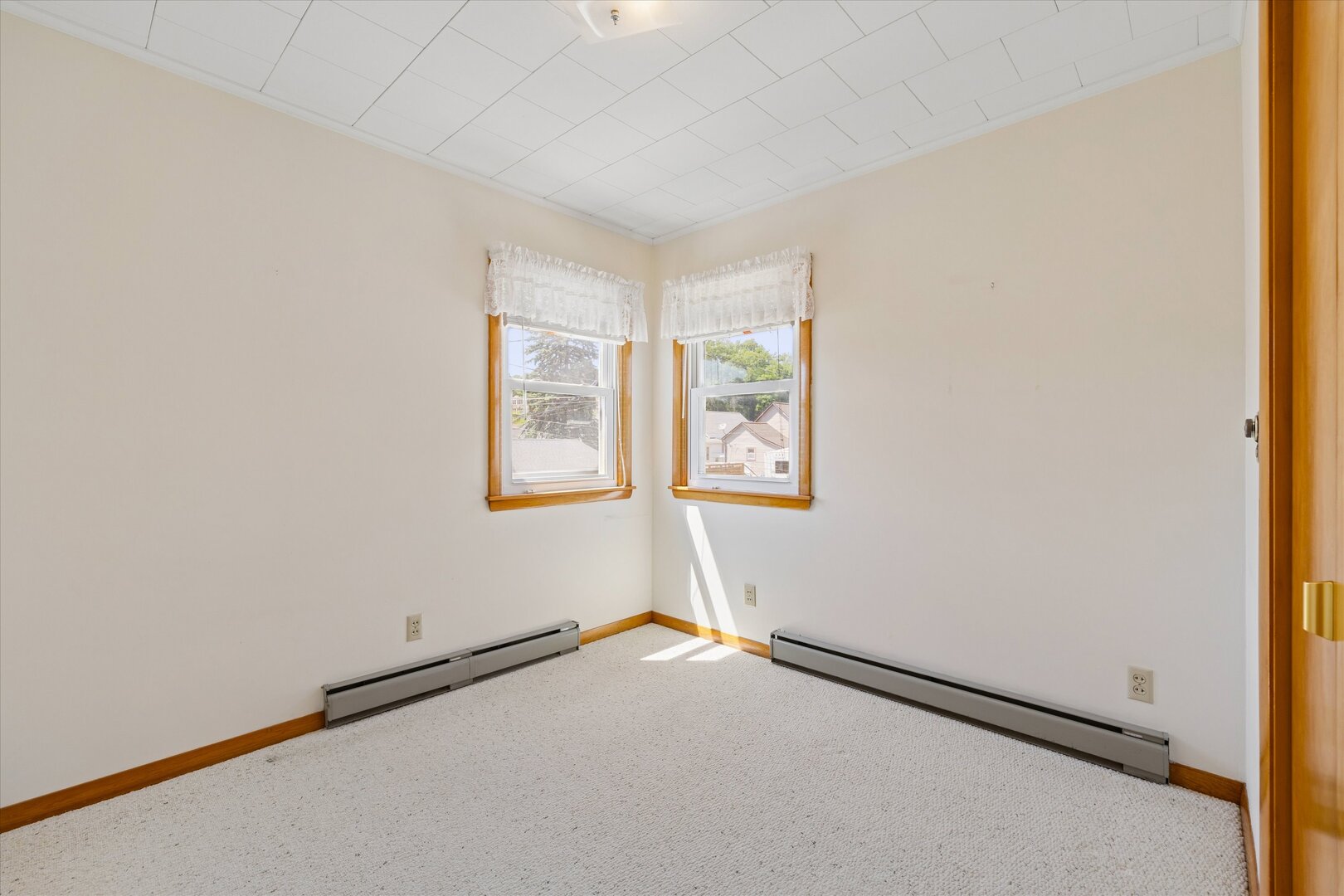 property viewer photo 24