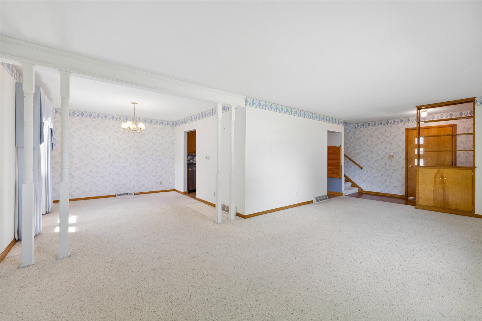 property viewer photo 9