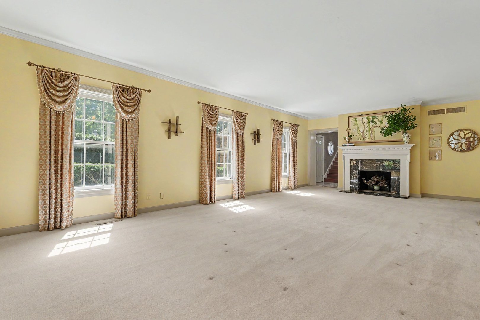 main property photo 19