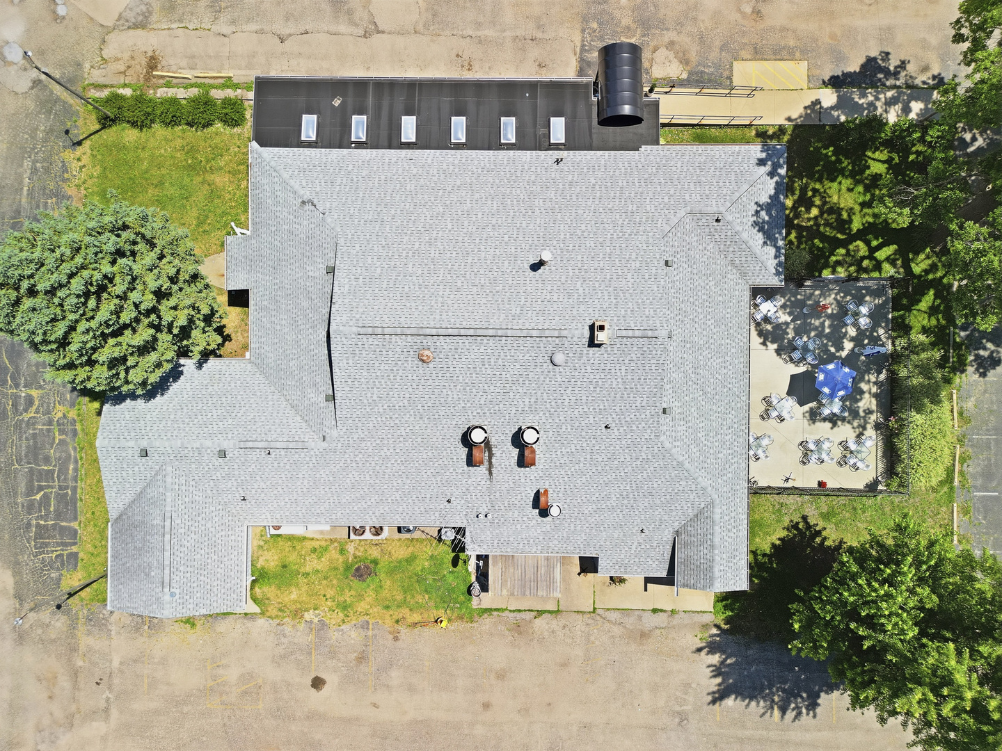 main property photo 42