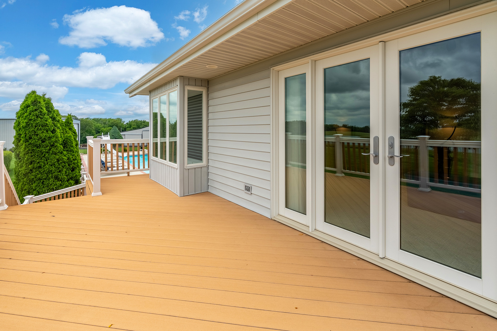 main property photo 45