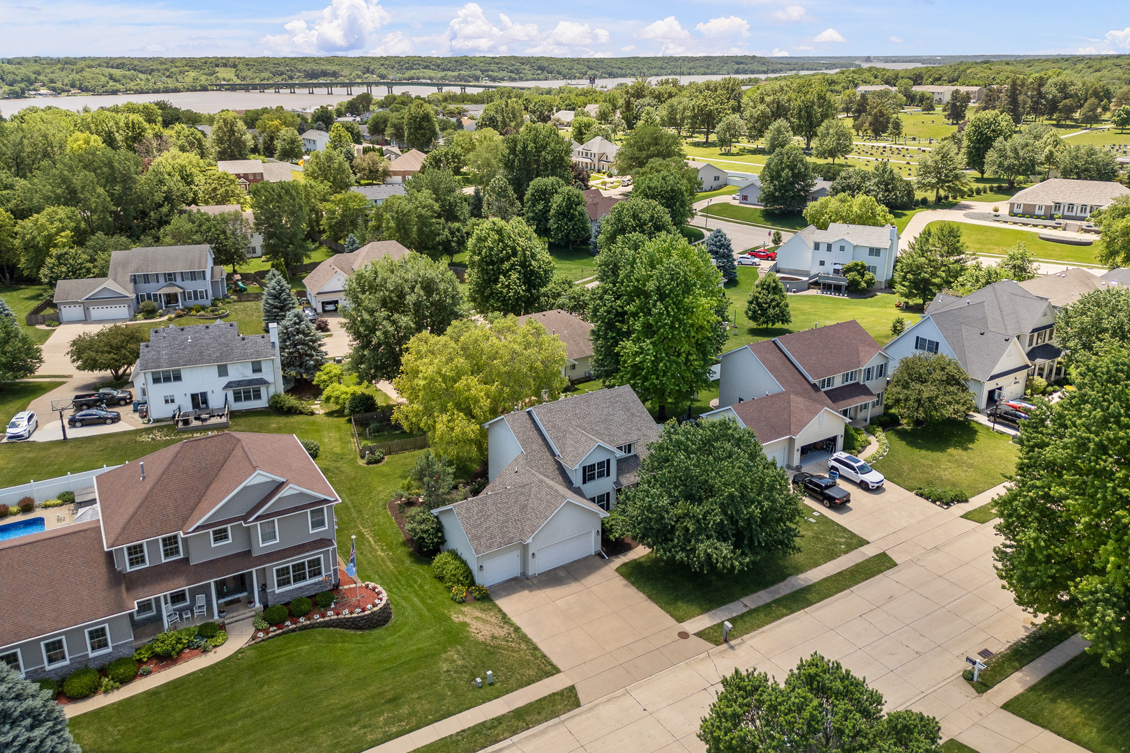 main property photo 47