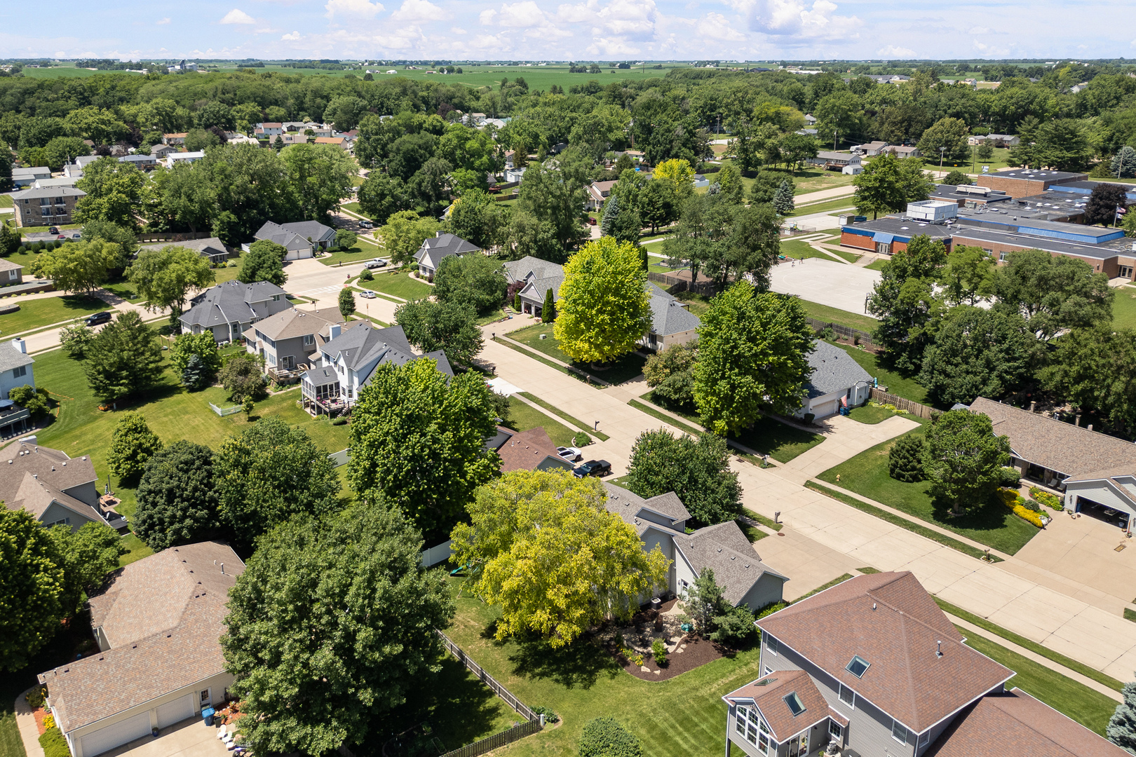 main property photo 48