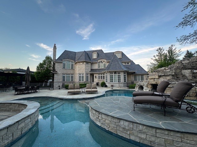 main property photo 74
