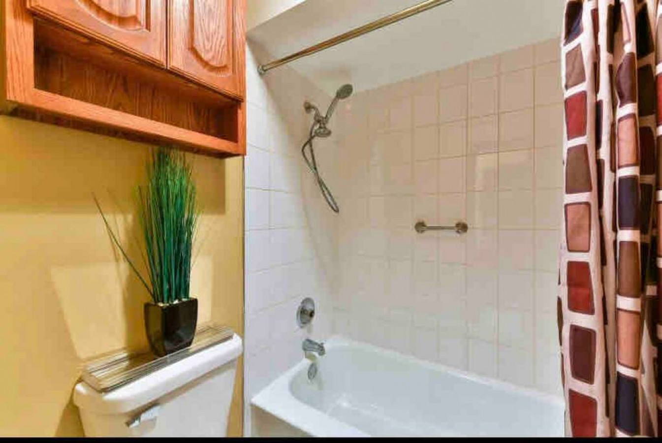 main property photo 12