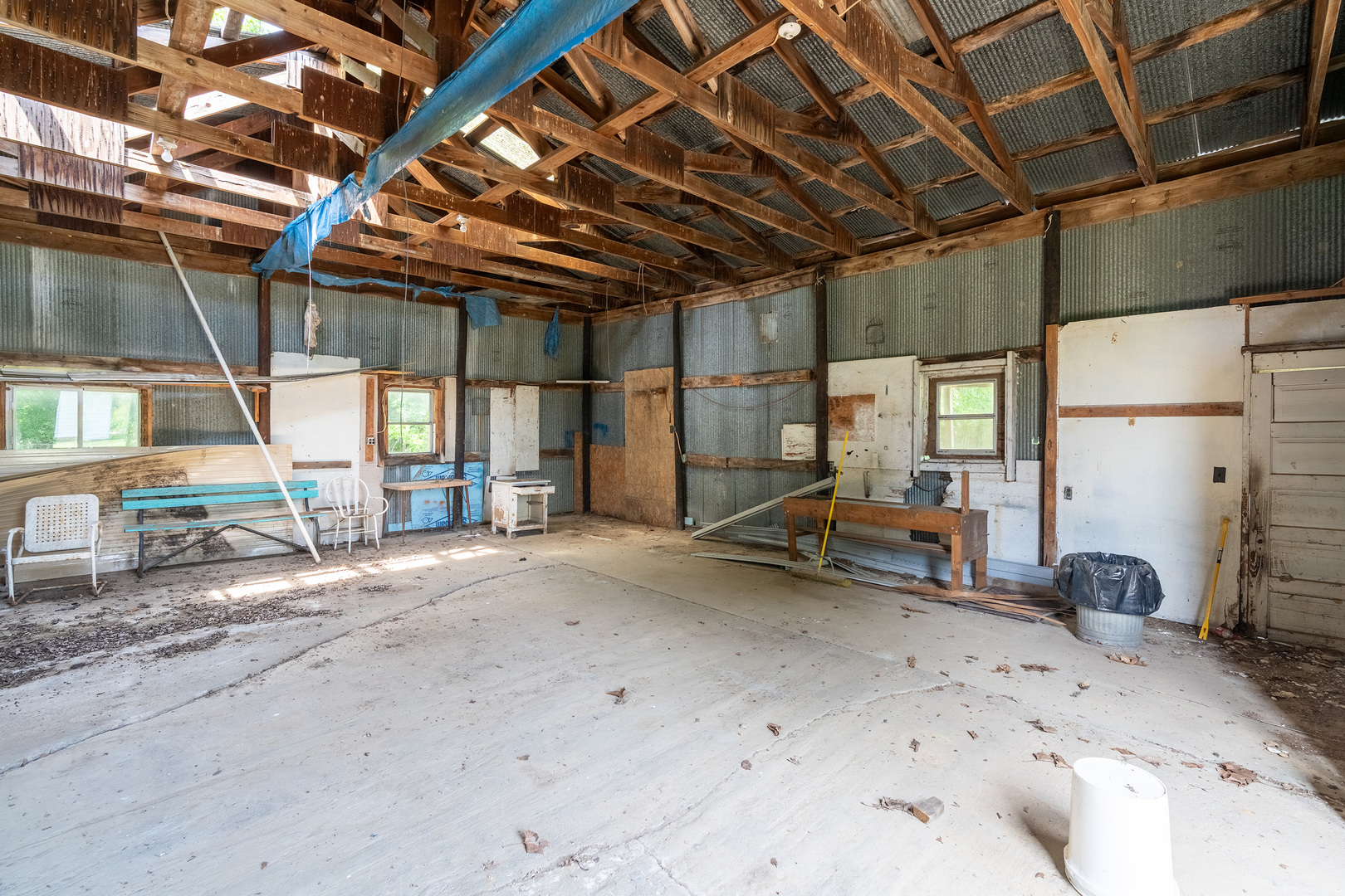 main property photo 27