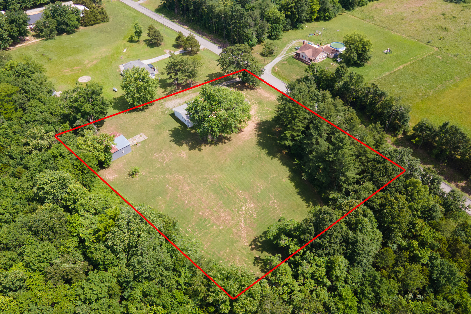 main property photo 31