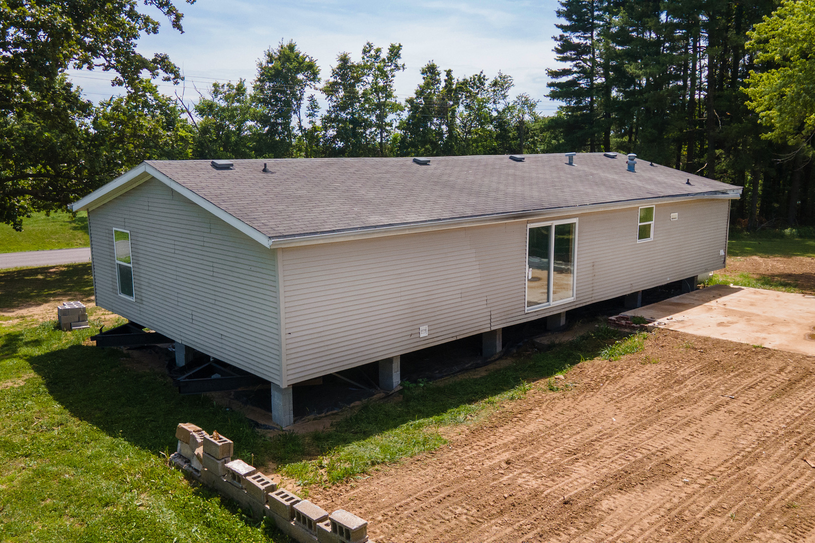 main property photo 36