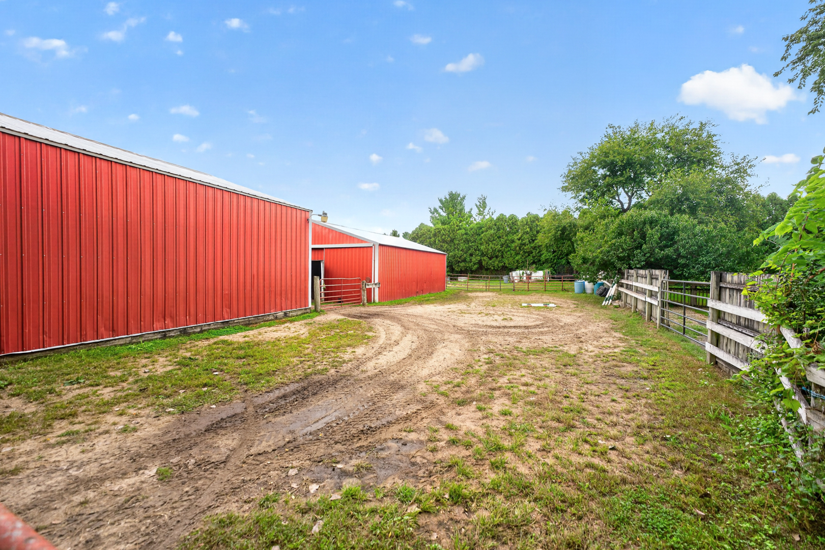 main property photo 77