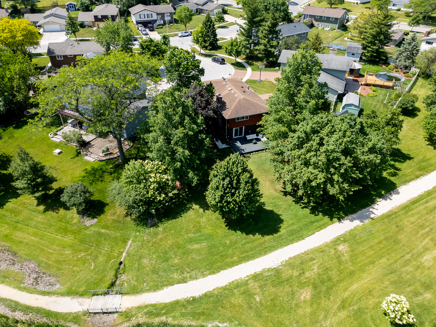 main property photo 43